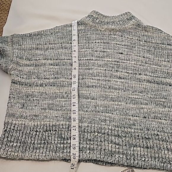 - NWOT J Crew Space-dyed mockneck sweater size small - Picture 5 of 10